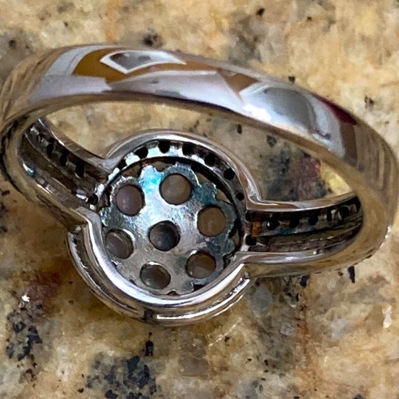 Opal & Black Spinel - Picture 9 of 12